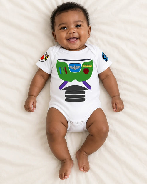 Bebé con el body de disfraz de Buzz Lightyear