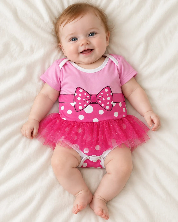 Bebé con el body de disfraz de Minnie Mouse