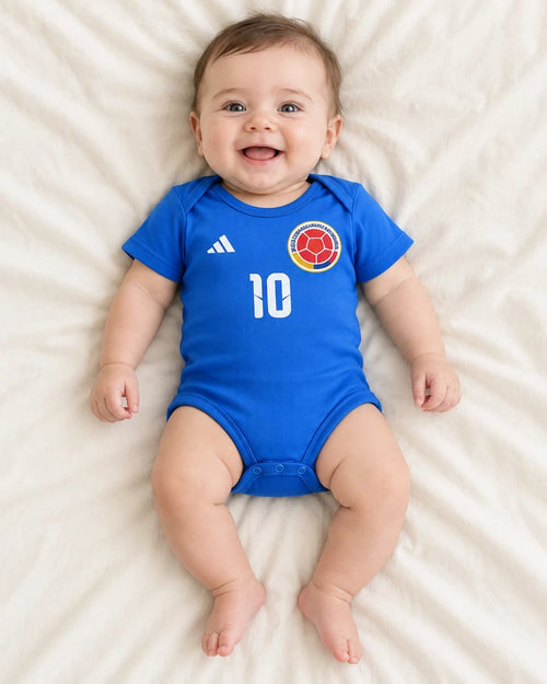 Bebé con el body de la Selección Colombia Azul